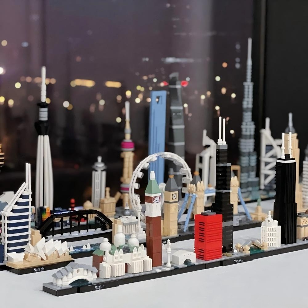 Thirteen Sets of City Models 2 - đánh giá và giá Lego Set Creator